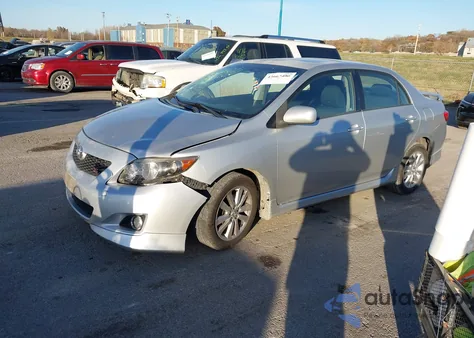 2009 Toyota Corolla S z USA, uszkodzony, nr VIN 1NXBU40E99Z005635